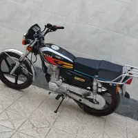 موتور سیکلت ۲۰۰ پرواز
