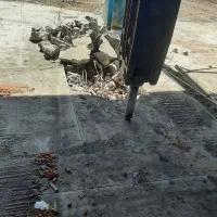 اجاره بیل مکانیکی زنجیری هیوندا ۲۱۰همراه پیکور|خدمات حمل و نقل|ری, شهادت|دیوار