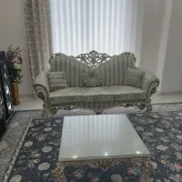 مبل استیل کلاسیک ۸ نفره به همراه ۲ میزبان|مبلمان خانگی و میز عسلی|صومعه‌سرا, |دیوار