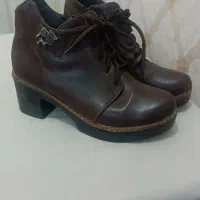 نیم بوت سایز ۳۸