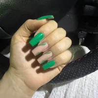 کاشت ناخن و ترمیم ناخن
