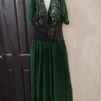 تعدادی لباس مجلسی|لباس|رشت, کوی مهر|دیوار