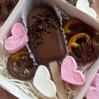 باکس شکلاتی اقتصادی/ جذاب/مناسب برای هدیه وپذیرایی