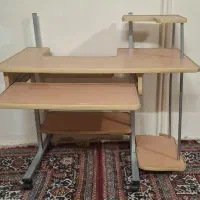 میز کامپیوتر