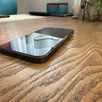 ایفون ۱۳ پرومکس بسیار تمیز