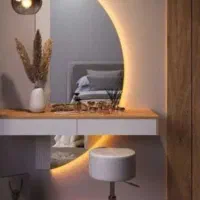اینه با میز آرایش