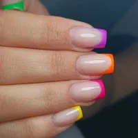 خدمات زیبایی ناخن|خدمات آرایشگری و زیبایی|شیراز, اصلاحنژاد|دیوار