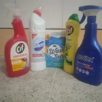 نظافت منزل و راه پله