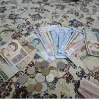 پوا نقد و کلکسیونی