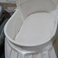 تخت نوزاد