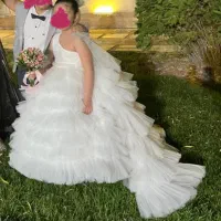 لباس عروس دنباله دار بچگانه