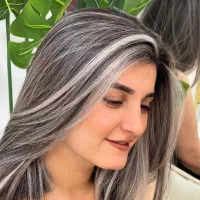 رنگ مو کراتین، ناخن ،گریم و شنیون در مسکن|خدمات آرایشگری و زیبایی|کرمانشاه, |دیوار