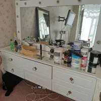 فروش صندلی ومیز میکاپ