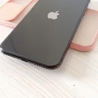 se2020 - آیفون se