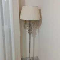 آباژور ایستاده|چراغ خواب و آباژور|اسلام‌شهر, شهرک واوان|دیوار