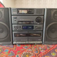 استریو سونی و دستگاه دی وی دی پلیر