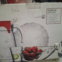 سرویس ۱۴تکه لیوان و بشقاب و کاسه و پارچ نو نو