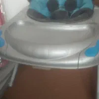 تعدادی وسایل کودک به فروش میرسد