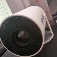 ویدئوپرژکتور فقط پیام پاسخگو ام