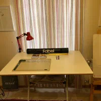 میز نقشه کشی و لوازم هنری و طراحی جانبی