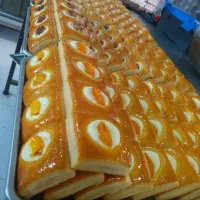 هم کاری تو کارگاه قنادی