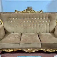 یک دست مبل نیمه سلطنتی در حد نو