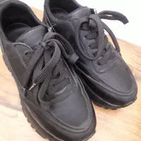 کتونی سایز ۳۷