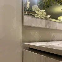 کنسول و آینه