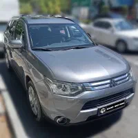 میتسوبیشی اوتلندر2014