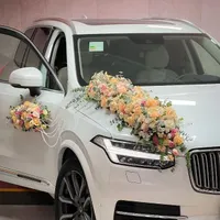 ماشین عروس دسته گل عروس