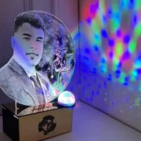 تندیس نورپردازی شده