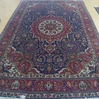 ۲تخته فرش دستباف رنگ لاکی ۶متری