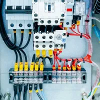 برقکار برقکاری‌و عیب یابی ساختمانی و صنعتی