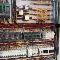 تعمیرات تخصصی برق ساختمان و نیمه صنعتی|خدمات پیشه و مهارت|برازجان, |دیوار