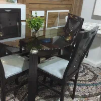 میز نهار خوری چهار نفره و دونفره سالم در حد نو
