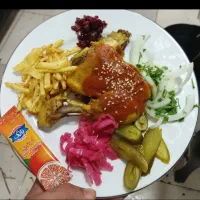 انجام  ظرف شستن وآشپزی فقط