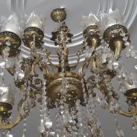 لوستر برنجی ۱۰ شاخه بسیار تمیز و بدون ایراد