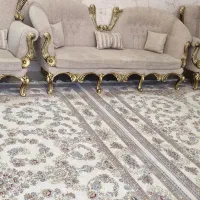 فرش خوش رنگ و نقشه