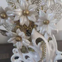 گل و گلدان