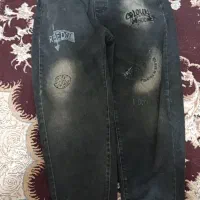 چند تیکه لباس درحد|لباس|گالیکش, |دیوار