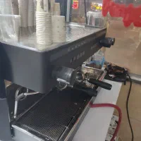 فروشنده شب کار برای دکه