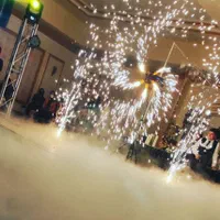 آتش بازی و تشریفات عروسی مه سرد حباب آبشار سرد