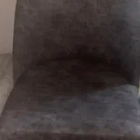 دوعدد صندلی