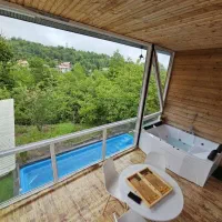 اجاره ویلا استخر آتشدان بیلیارد ویو تراس وان جنگل|اجارهٔ کوتاه‌مدت ویلا و باغ|رشت, جماران|دیوار