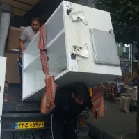 جابجایی اثاث منزل با افراد کاربلد