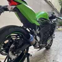 zx25 کاوازاکی 4 سیلندر 1402