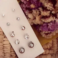 گوشواره های سنگ و مروارید|بدلیجات|تهران, درختی|دیوار