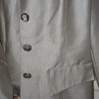 کت شلوار زنانه|لباس|شیراز, مبعث|دیوار