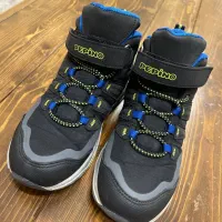 نیم بوت و کتونی