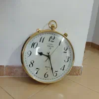ساعت دیواری